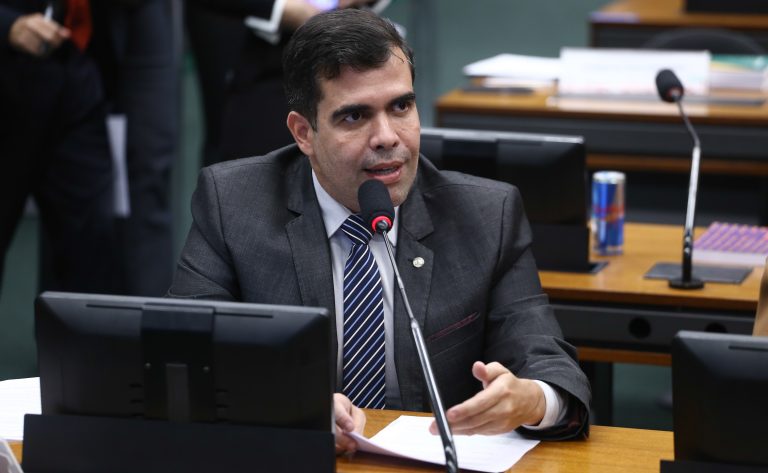 Comissão aprova política nacional para incentivar o uso racional da água