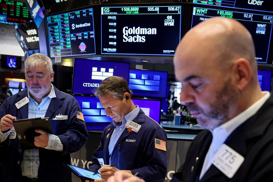 Futuros em NY recuam com guerra na 3ª semana e petróleo em alta