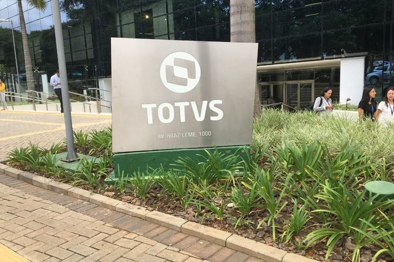 TOTVS (TOTS3) conclui aquisição da empresa de software Linx