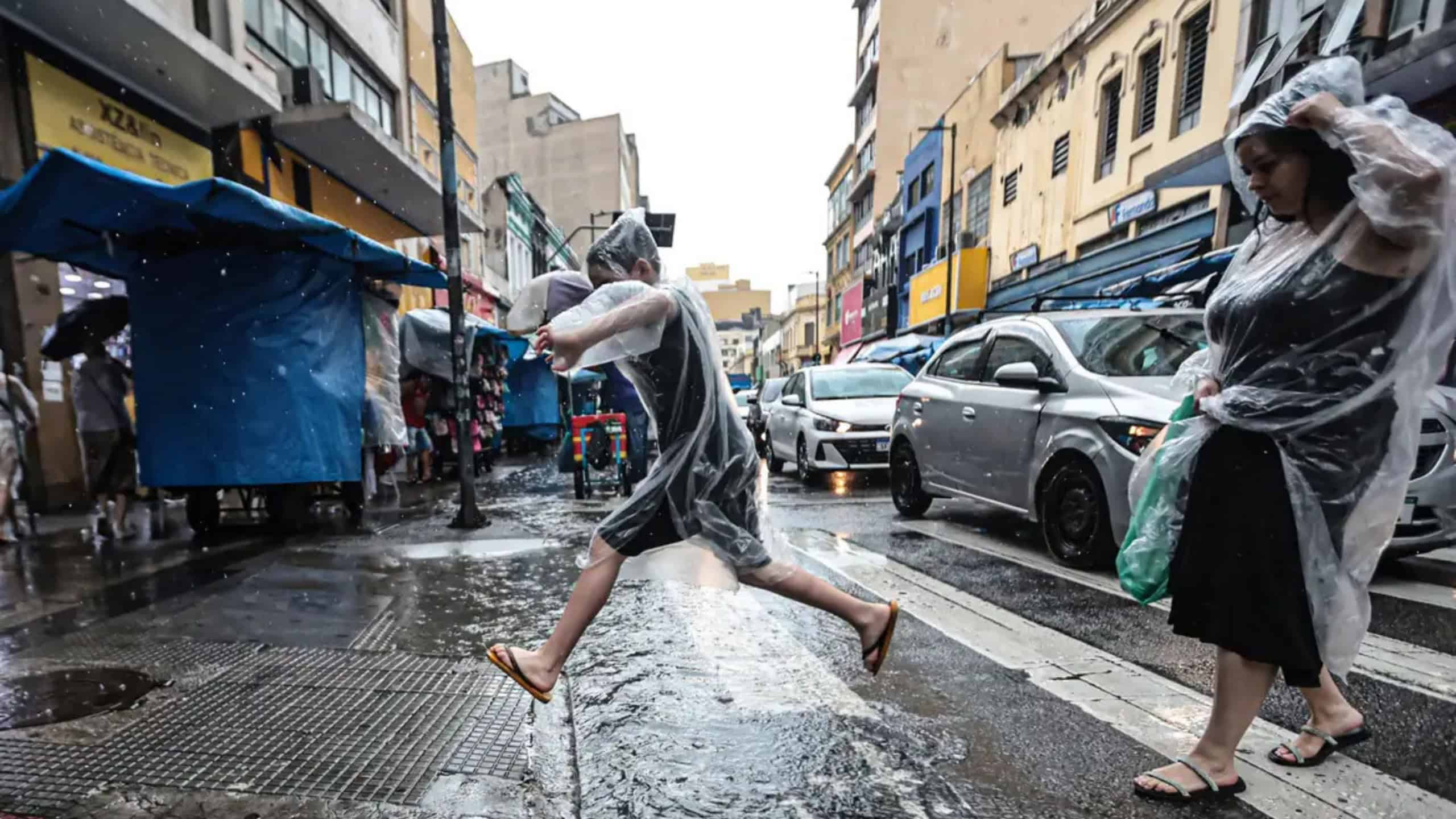 Ciclone e frente fria devem virar o tempo no feriado do Dia do Trabalho