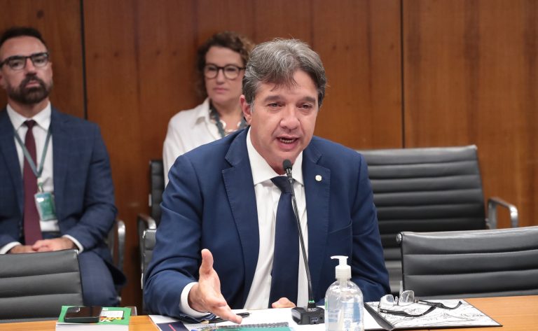 Comissão aprova instalação obrigatória de protetor de escapamento em motos