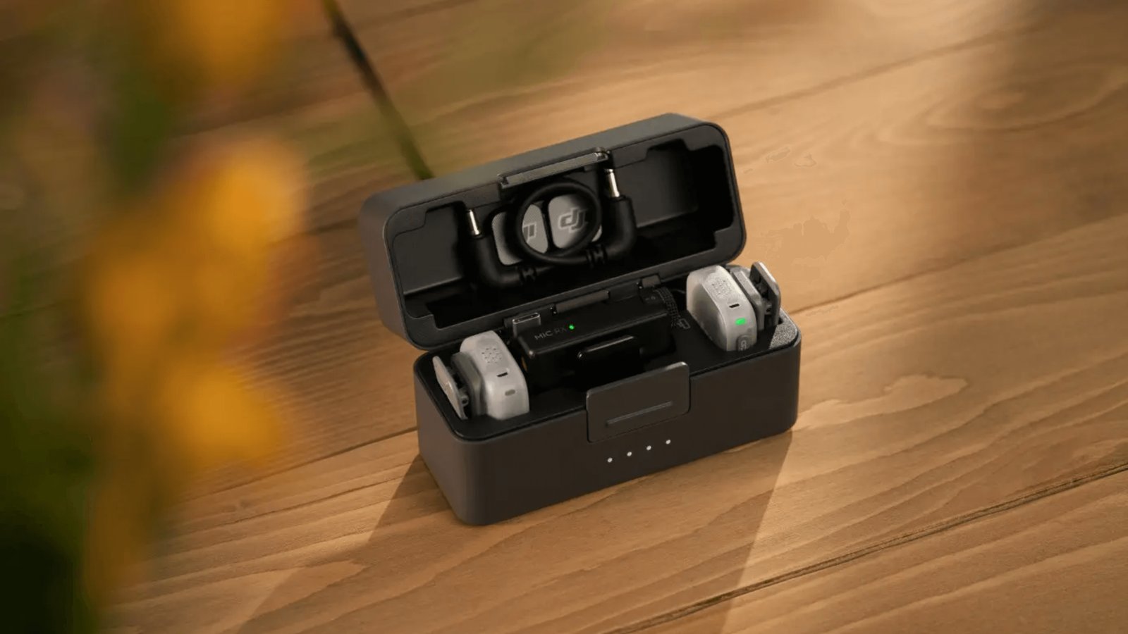 DJI lança novo microfone sem fio compacto com até 48 horas de bateria