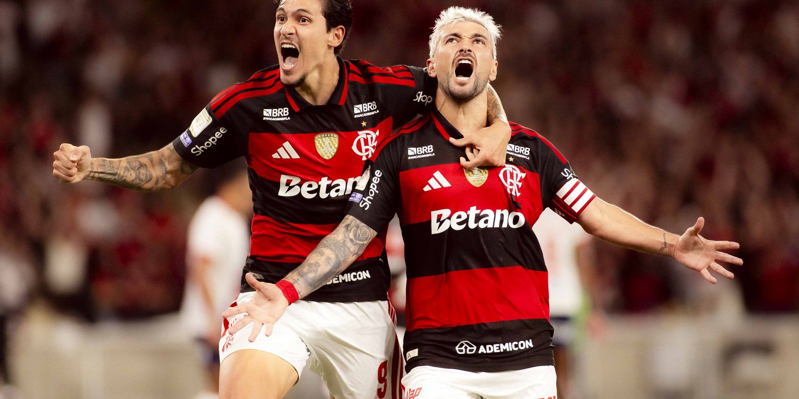 Fla estreia na Copa do Brasil com triunfo de 2 a 1 sobre o Vitória