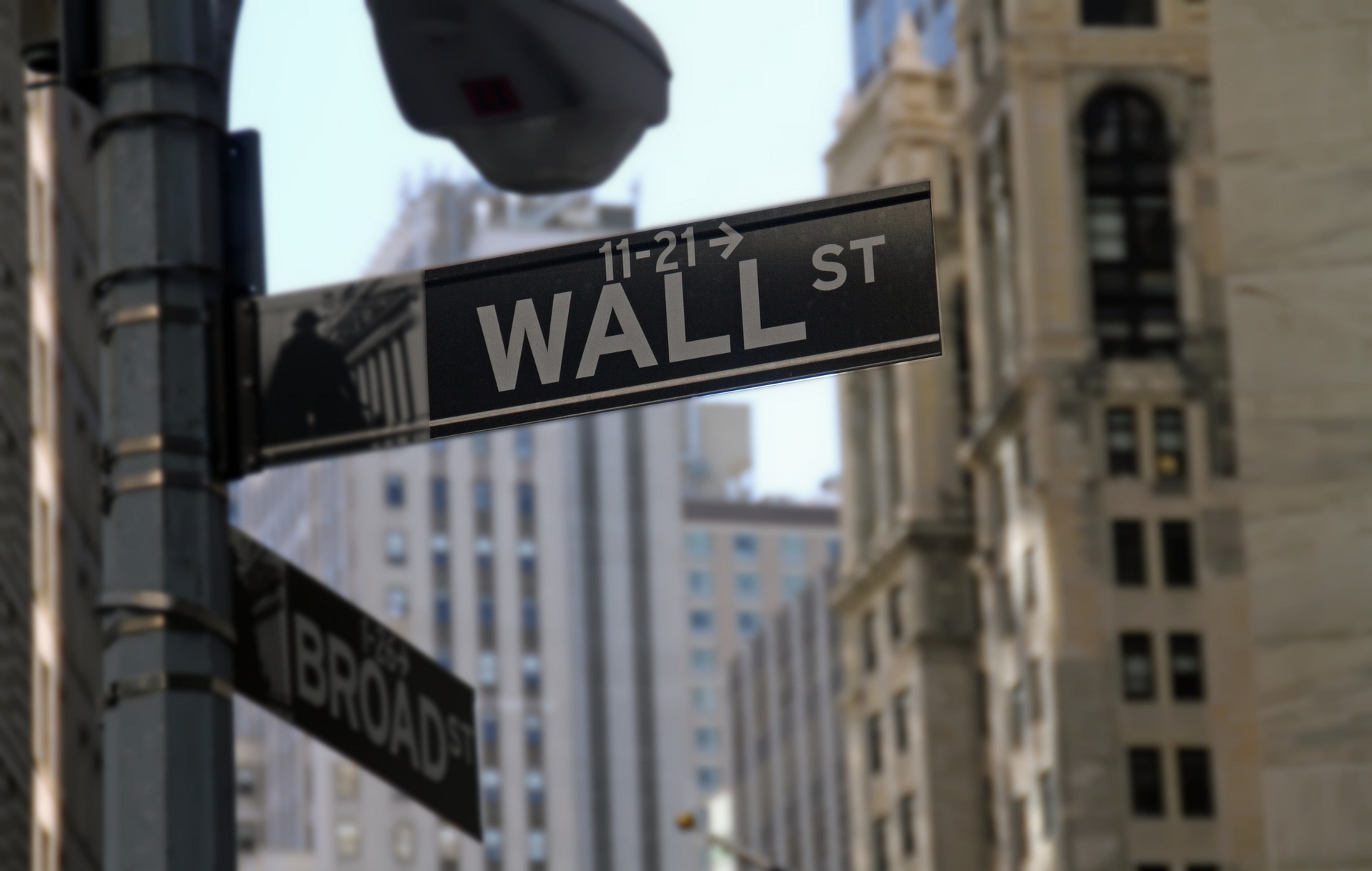 Futuros de NY caem e petróleo sobe após Irã acusar EUA de violarem cessar-fogo