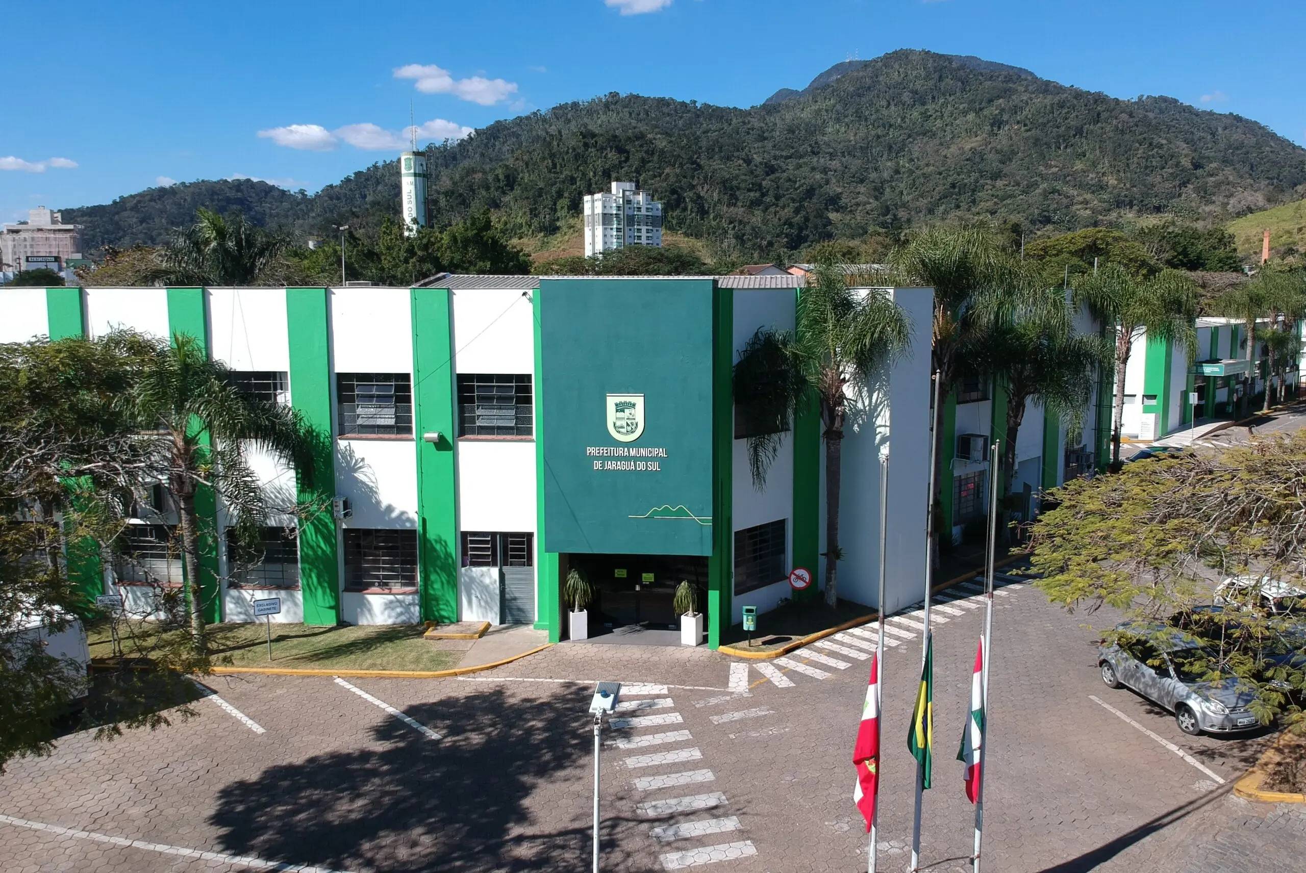 Hackers miram “cidade dos bilionários” em Santa Catarina e desviam R$ 12 milhões