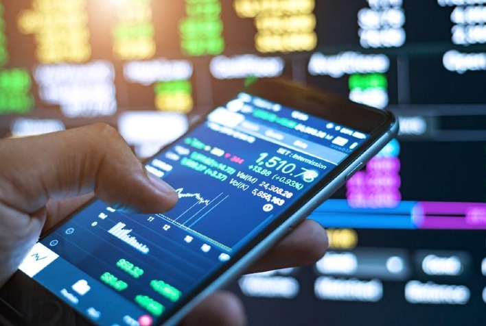 Mercados globais operam com cautela e Ibovespa mantém estabilidade com cenário externo no radar