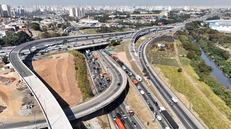 Motiva compra concessionária Autopista Fernão Dias da Arteris por R$ 381,4 milhões
