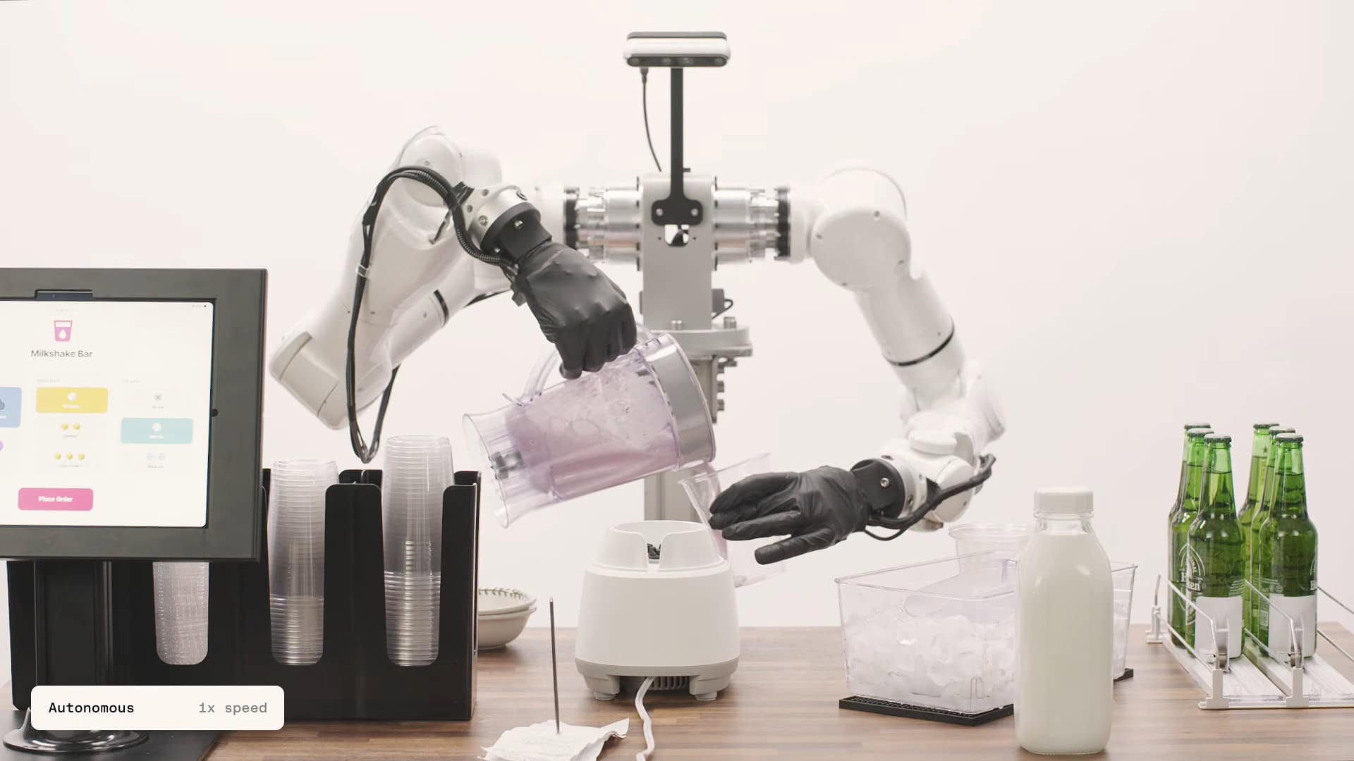 Startup lança IA para robôs com mãos inspiradas em humanos